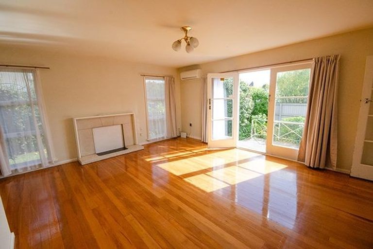 Photo of property in 1/34 Taylors Avenue, Bryndwr, Christchurch, 8052