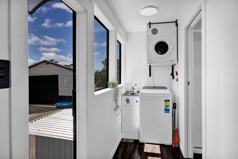 Photo of property in 48 Camberwell Road, Hawera, 4610