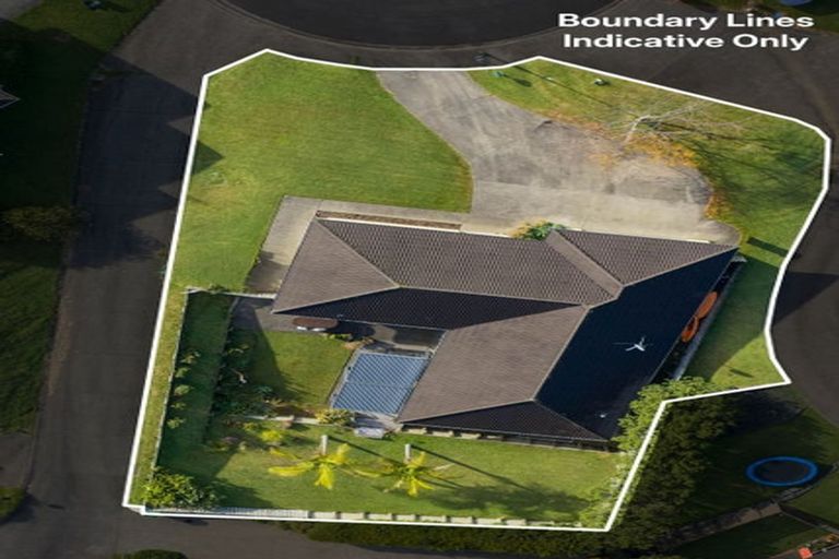 Photo of property in 40 Te Kauri Place, Helensville, 0800