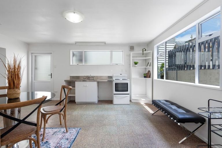 Photo of property in 156 South Road, Caversham, Dunedin, 9012