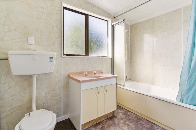 Photo of property in 9 Betten Street, Waimate, 7924