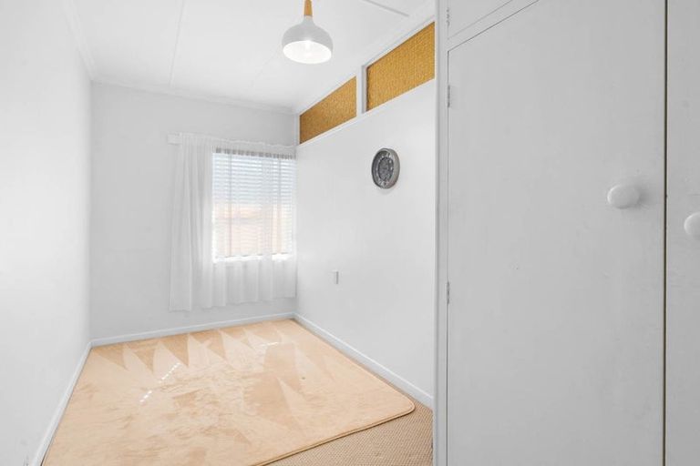 Photo of property in 1/184 Bucklands Beach Road, Bucklands Beach, Auckland, 2012