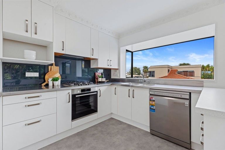 Photo of property in 324b Oceanbeach Road, Mount Maunganui, 3116