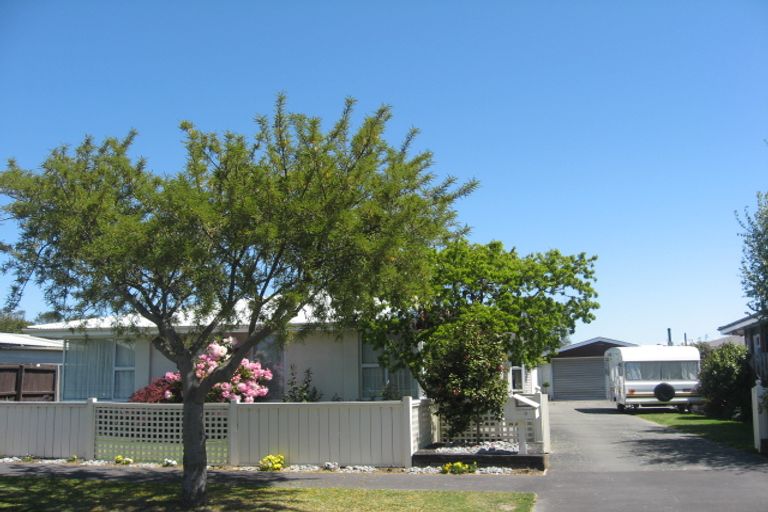 Photo of property in 3 Staines Street, Bishopdale, Christchurch, 8053