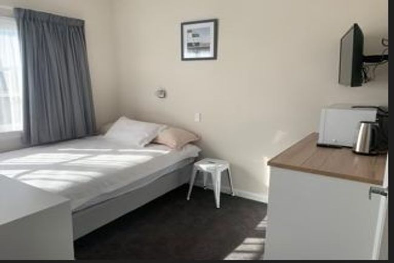 Photo of property in 3b Mahoe Street, Templeton, Christchurch, 8042