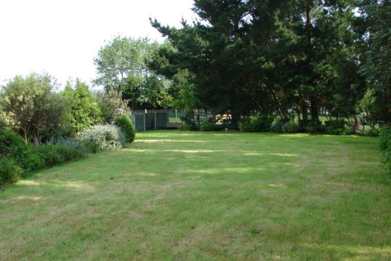 Photo of property in 1302 Dipton-winton Highway, Benmore, Winton, 9782