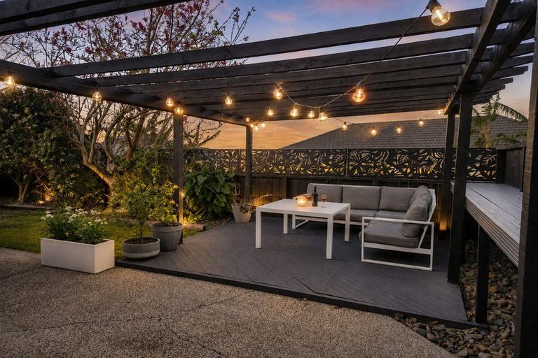 Photo of property in 17 Bayfair Drive, Mount Maunganui, 3116