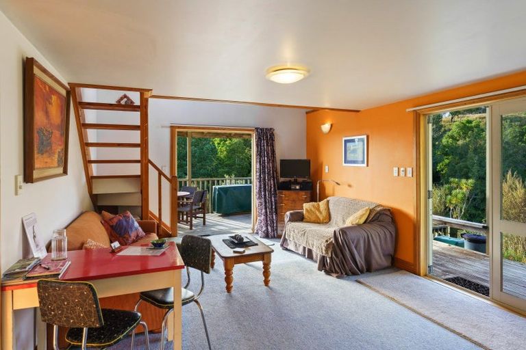 Photo of property in 101 Forest Lakes Road, Otaki, 5583