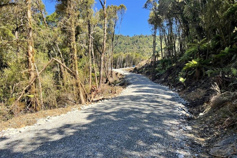 Photo of property in 82 Omoto Valley Road, Kaiata, Greymouth, 7805