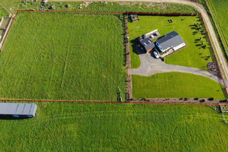 Photo of property in 77120a State Highway 2, Dannevirke, 4977