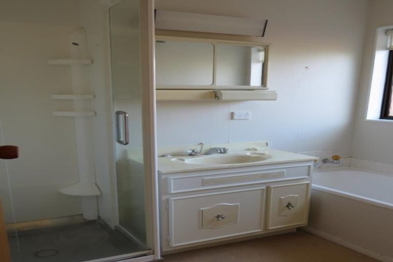 Photo of property in 25a Toru Road, Paraparaumu Beach, Paraparaumu, 5032