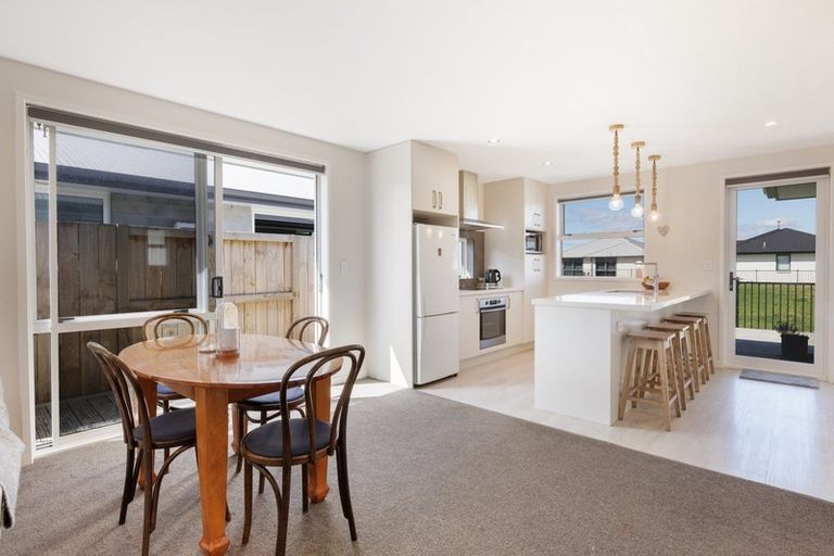 Photo of property in 79 Te Kio Crescent, Papamoa Beach, Papamoa, 3118