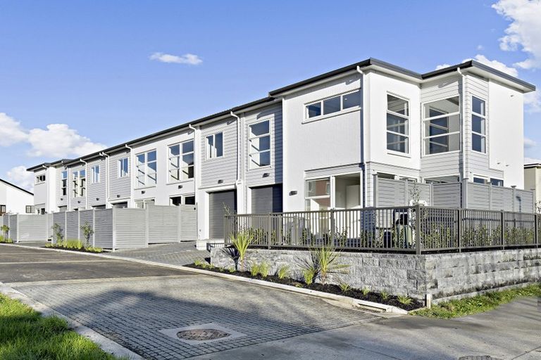 Photo of property in 5 Harewood Street, Whenuapai, Auckland, 0618