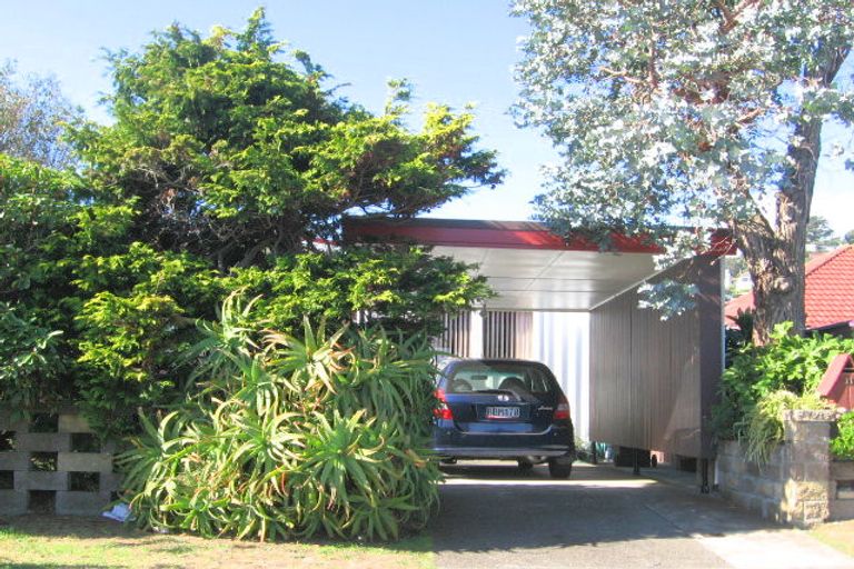 Photo of property in 11 Strathmore Avenue, Strathmore Park, Wellington, 6022