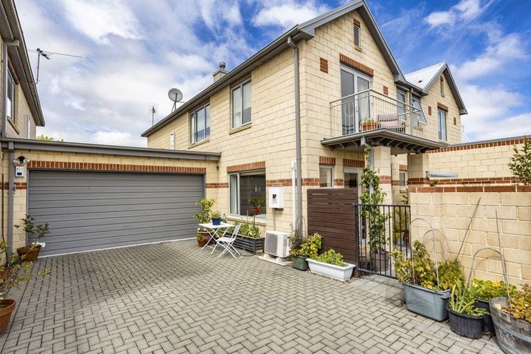 Photo of property in 10 Waterford Avenue, Northwood, Christchurch, 8051