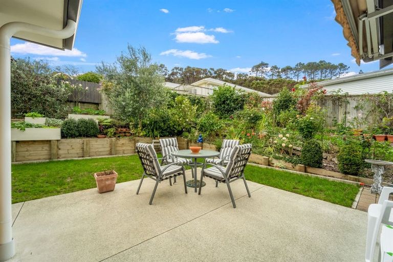 Photo of property in 100 Ferry Road, Arkles Bay, Whangaparaoa, 0932