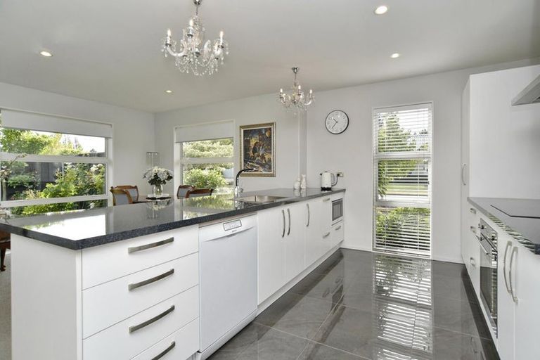 Photo of property in 37 Ruapani Street, Marshland, Christchurch, 8083