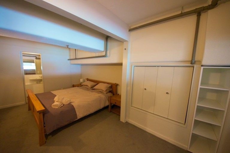 Photo of property in Stadium Garden Flats, 117/107 Thorndon Quay, Pipitea, Wellington, 6011