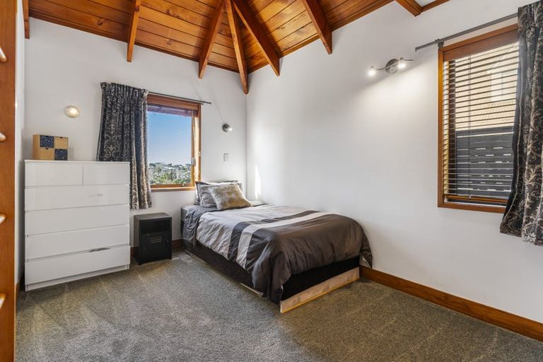 Photo of property in 7 Inkster Street, Birkenhead, Auckland, 0626