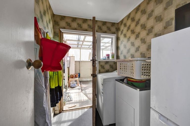 Photo of property in 49 Collins Street, Hawera, 4610