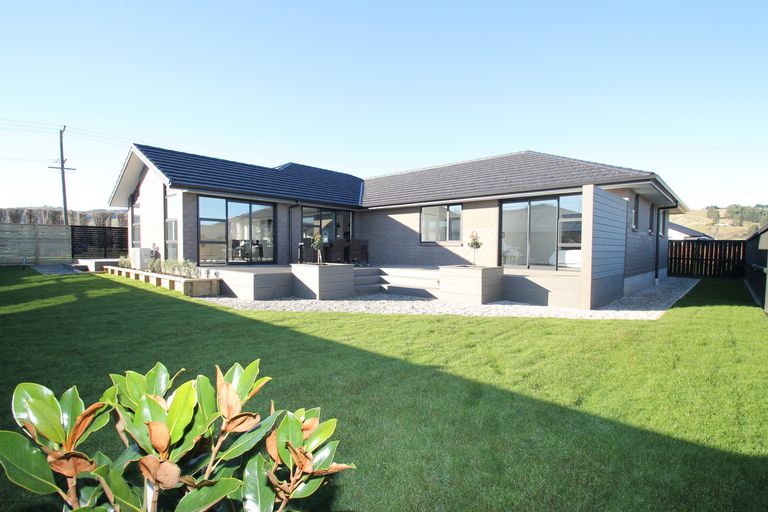 Photo of property in 91 Wingatui Road, Mosgiel, 9024