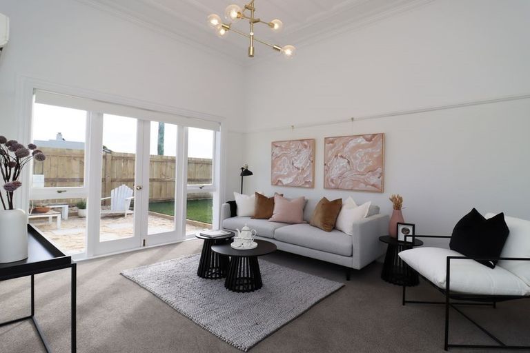 Photo of property in 65 Wharfe Street, South Hill, Oamaru, 9400