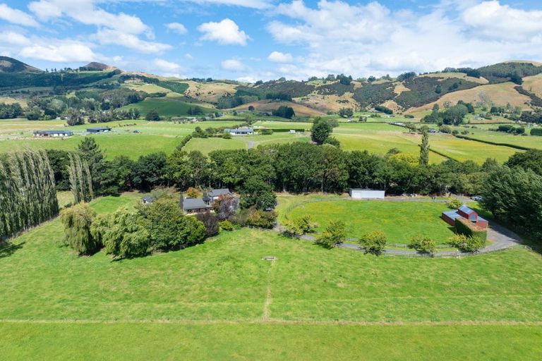 Photo of property in 320 Gladstone Road South, East Taieri, Mosgiel, 9092
