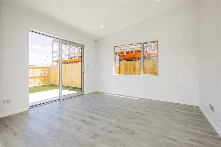 Photo of property in 25 Clayden Shuttleworth Street, Papakura, 2110