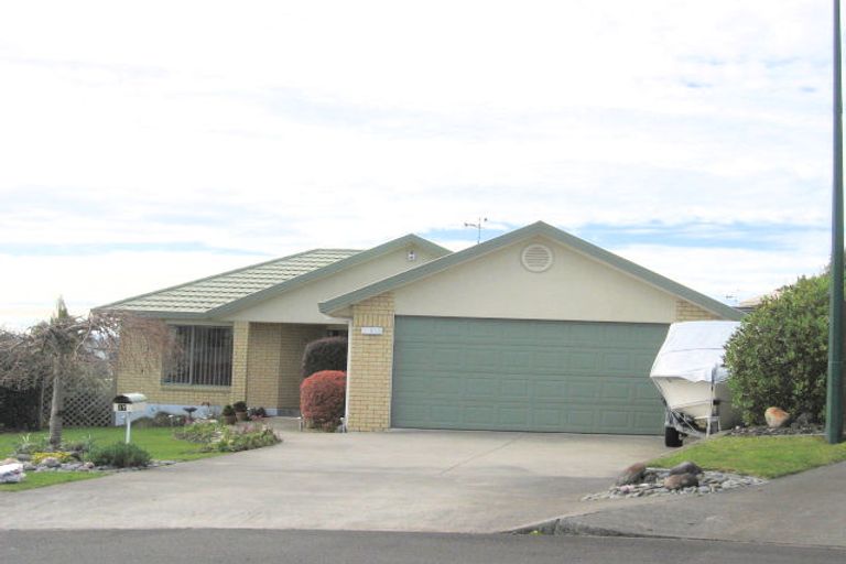 Photo of property in 17 Ben Nevis Place, Nawton, Hamilton, 3200