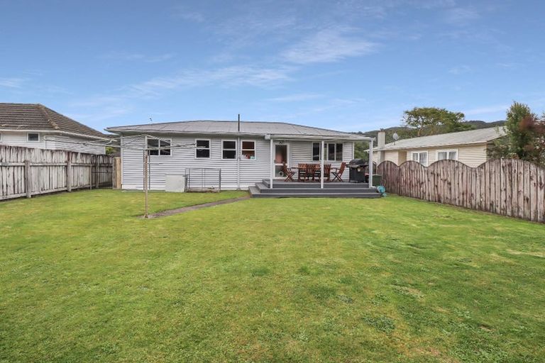 Photo of property in 132 Wise Street, Wainuiomata, Lower Hutt, 5014