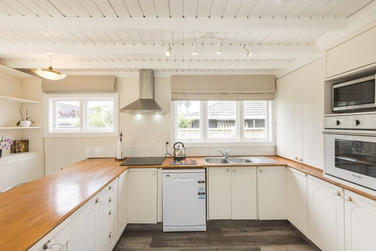 Photo of property in 457 College Street, Hokowhitu, Palmerston North, 4410