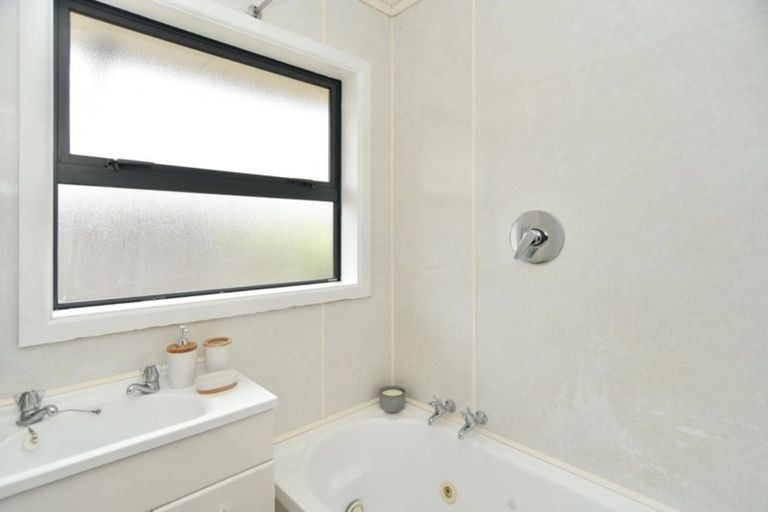 Photo of property in 23 Everest Street, Burnside, Christchurch, 8053