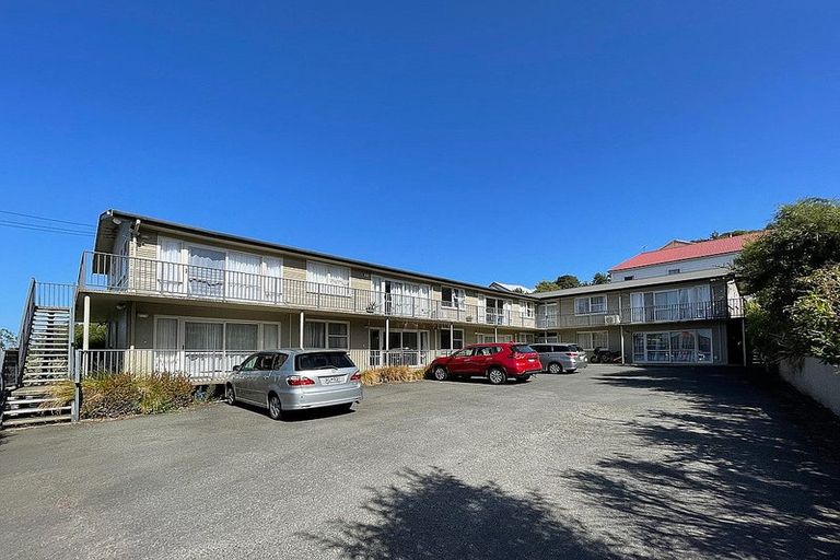 Photo of property in 77 Manor Place, Dunedin Central, Dunedin, 9016