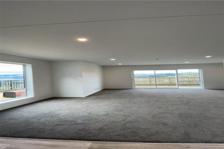 Photo of property in 6/30 Adventure Drive, Whitby, Porirua, 5024