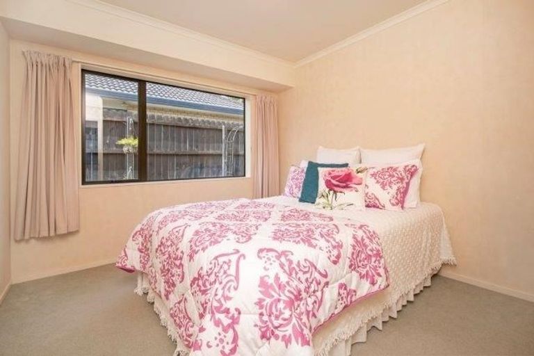 Photo of property in 9 Ardkeen Place, East Tamaki, Auckland, 2016