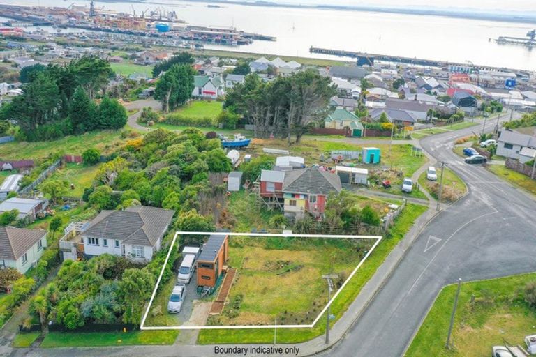 Photo of property in 5 Budd Street, Bluff, 9814