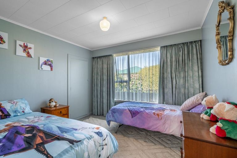 Photo of property in 77 Regent Street, Newfield, Invercargill, 9812