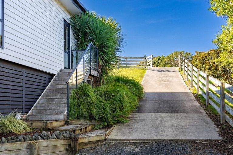 Photo of property in 193 Thelma Road, Mangawhai Heads, Mangawhai, 0505