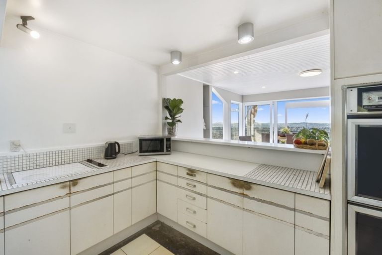 Photo of property in 256 Konini Road, Titirangi, Auckland, 0604