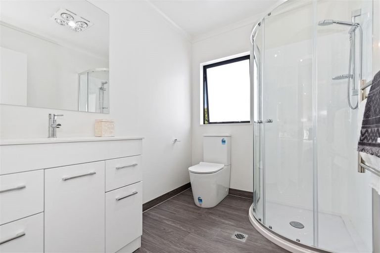 Photo of property in 1/39 Morrinsville Road, Hillcrest, Hamilton, 3216