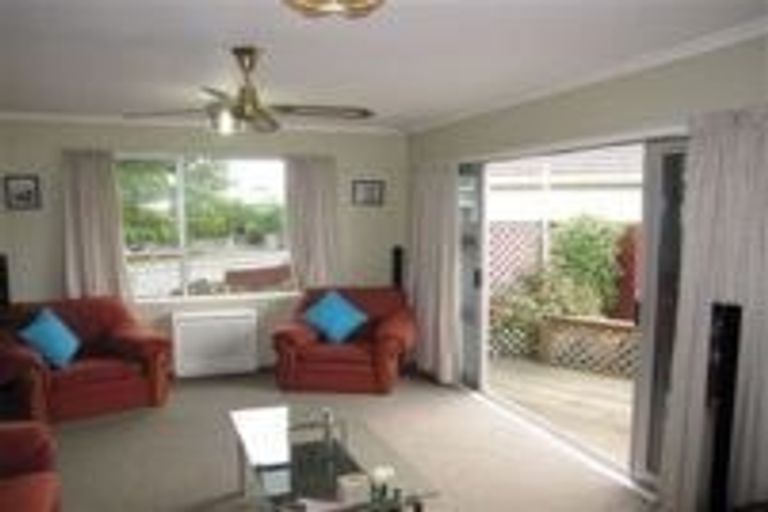 Photo of property in 59 Oakhampton Street, Hornby, Christchurch, 8042