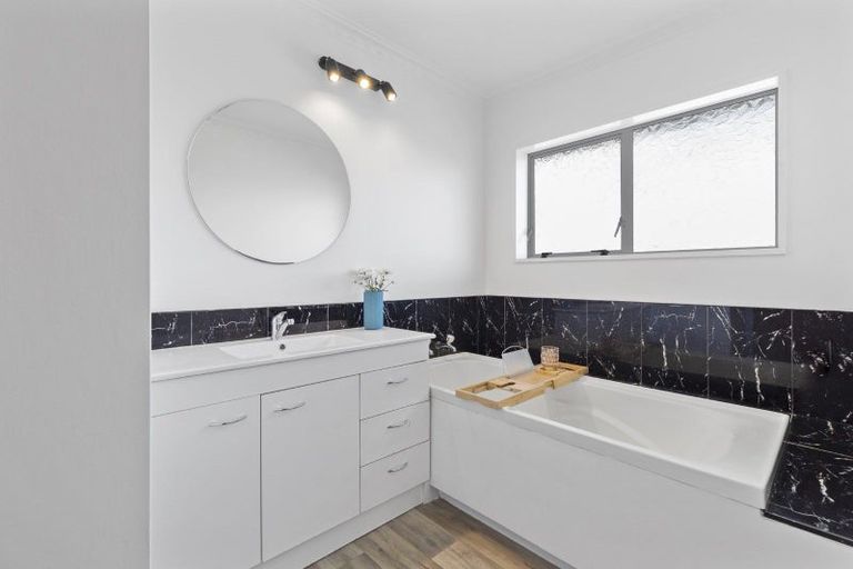 Photo of property in 20 Colquhoun Place, Dinsdale, Hamilton, 3204