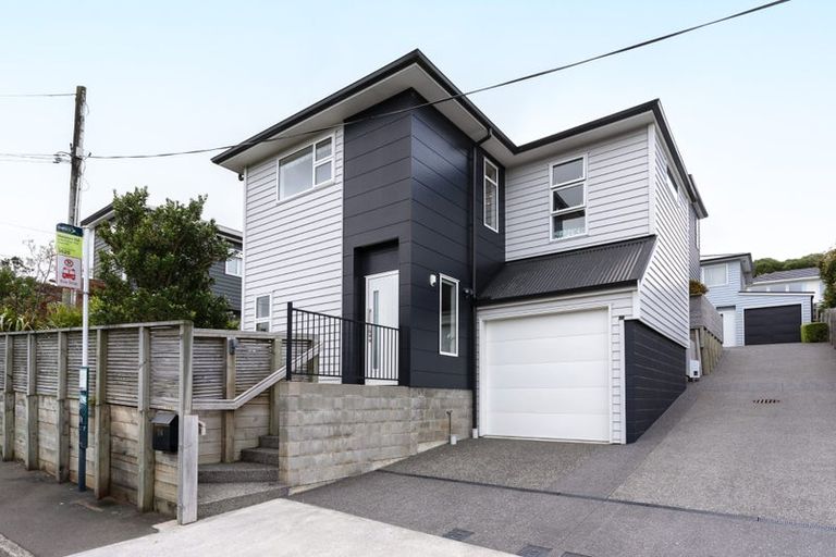 Photo of property in 114a Helston Road, Paparangi, Wellington, 6037