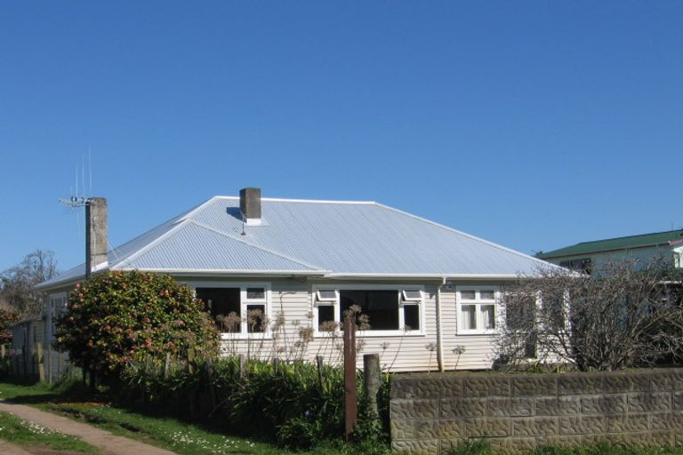 Photo of property in 12 Jenks Street, Foxton, 4814