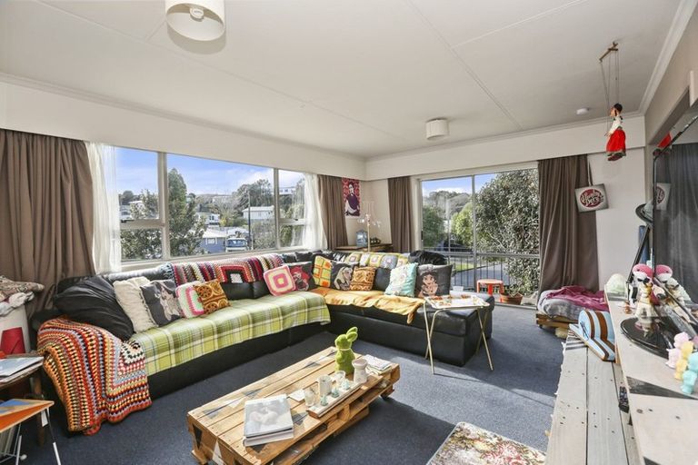 Photo of property in 1 Carlton Terrace, Westown, New Plymouth, 4310