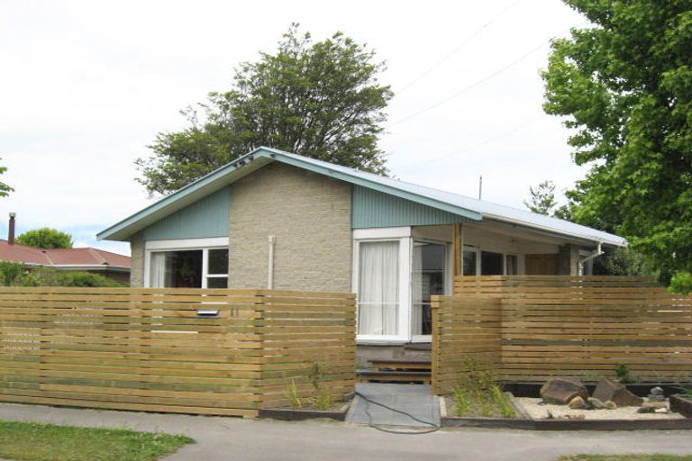 Photo of property in 41 Greendale Avenue, Avonhead, Christchurch, 8042