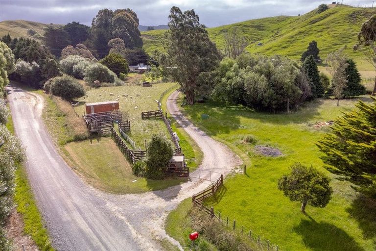 Photo of property in 423 North Road, Mauriceville, Masterton, 5882