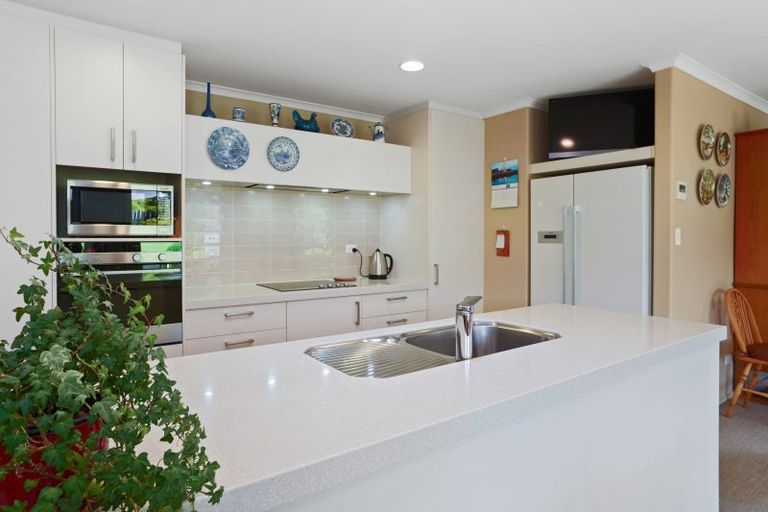 Photo of property in 4/61 Osborne Road, Amberley, 7410