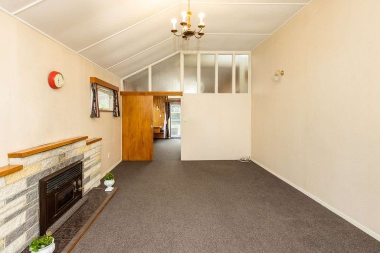 Photo of property in 9 Veronica Avenue, Marewa, Napier, 4110