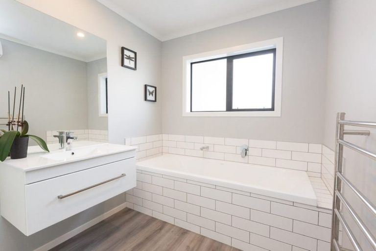 Photo of property in 109 Adler Drive, Ohauiti, Tauranga, 3112